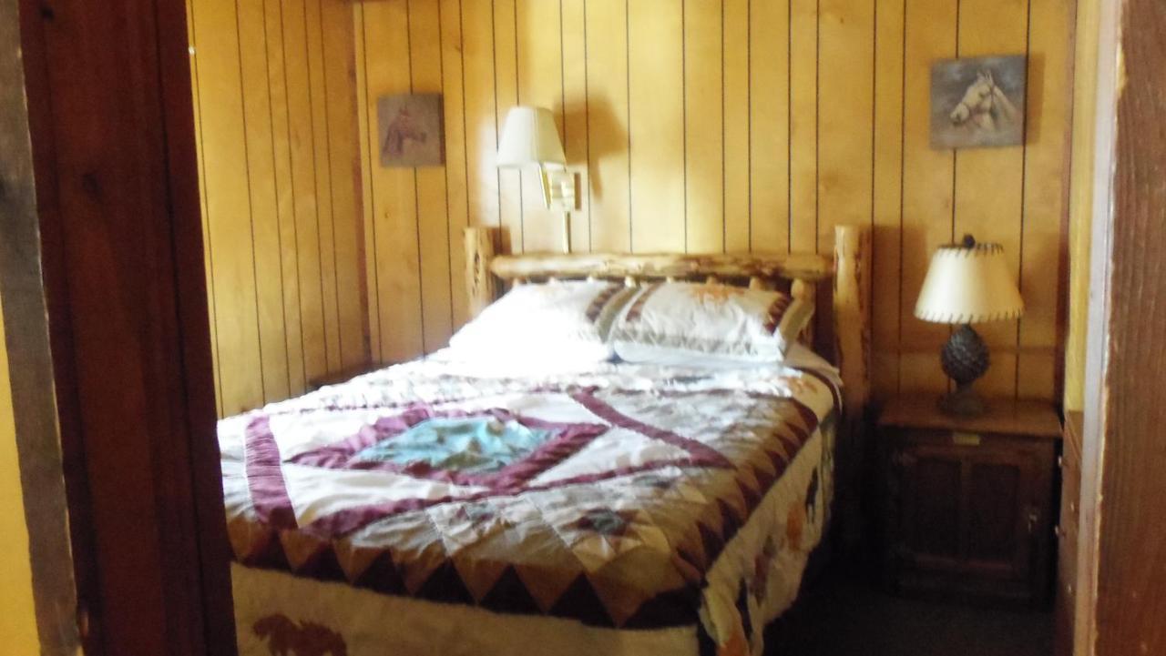 Riverbend Resort サウス・フォーク エクステリア 写真